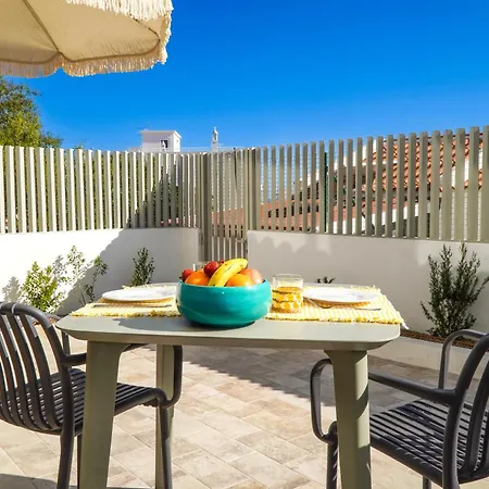 Stanchion Apartamento *